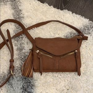 Crossbody bag
